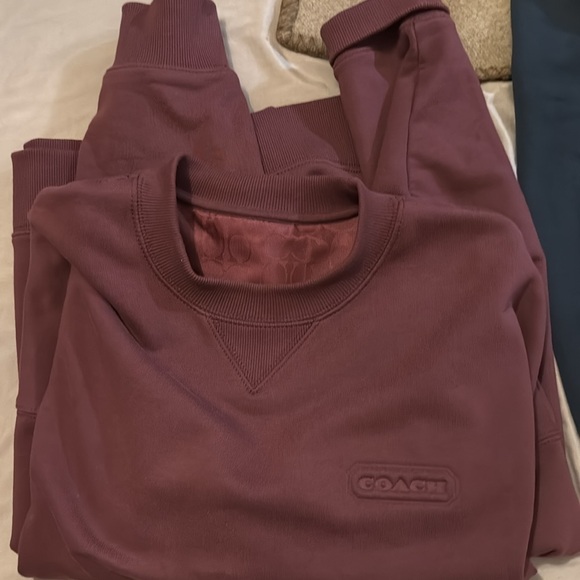 Men’s Coach Essential Crew Neck XL Port 26 long 28 armpit to armpit signature - Picture 9 of 10